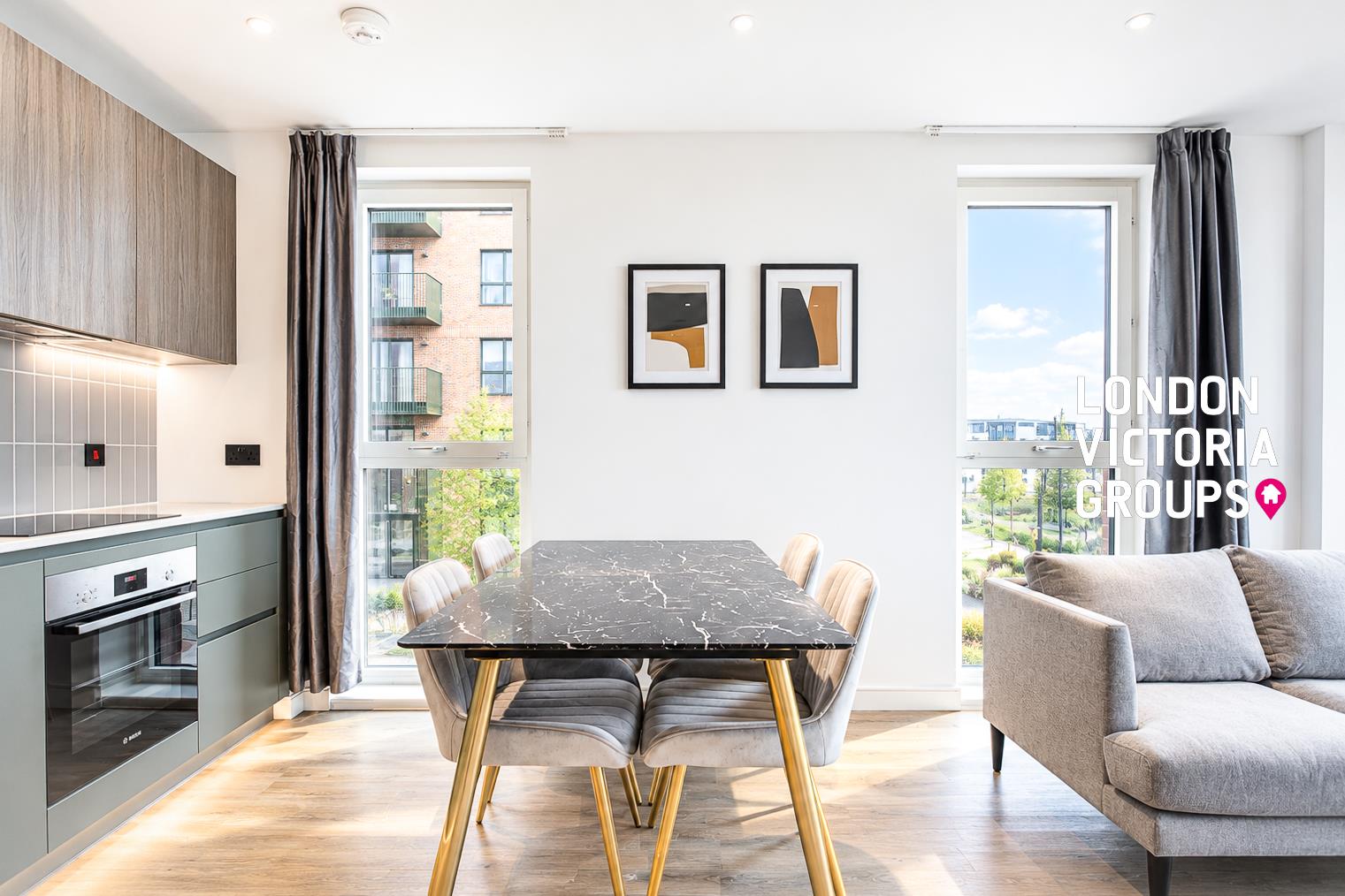 2 bed property in Iris House, 2 Cedrus Avenue, Southall